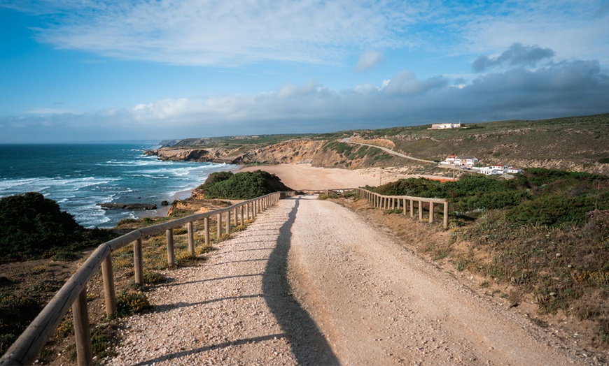 Image 7: ✈ Algarve: Up to 4 Nights with Return Flights