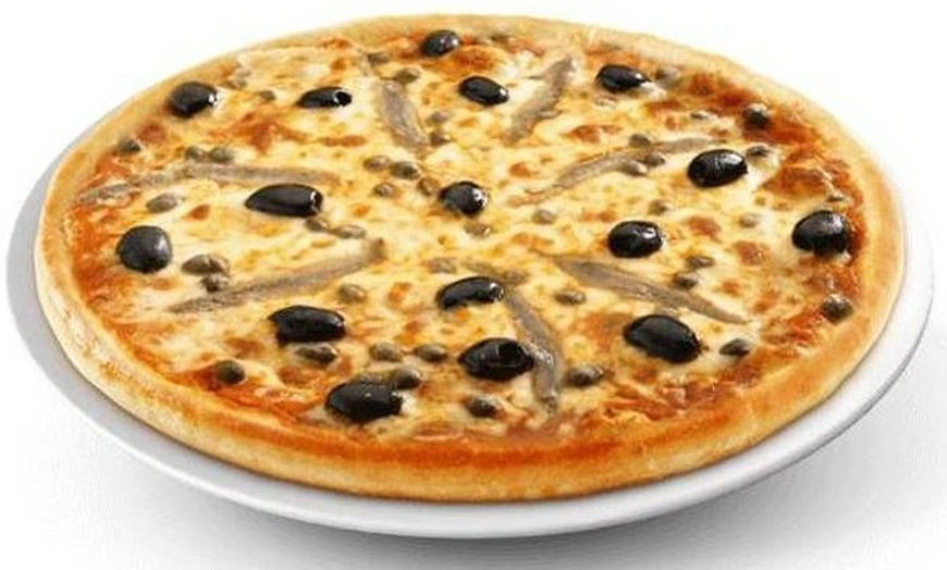 Image 3:  Pizza au choix + boisson à Burgers And Grill Saint Priest