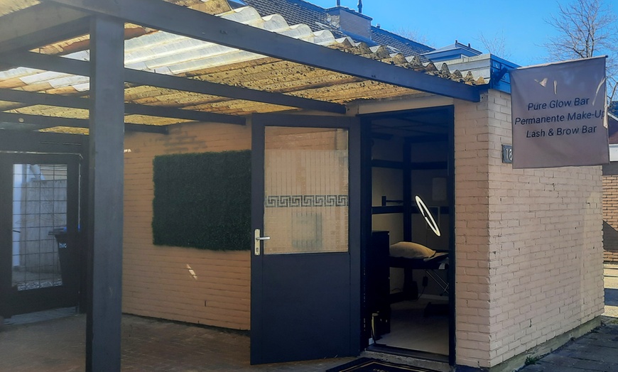 Image 1: Kies jouw ideale glow: dermaplaning of microdermabrasie in Emmeloord