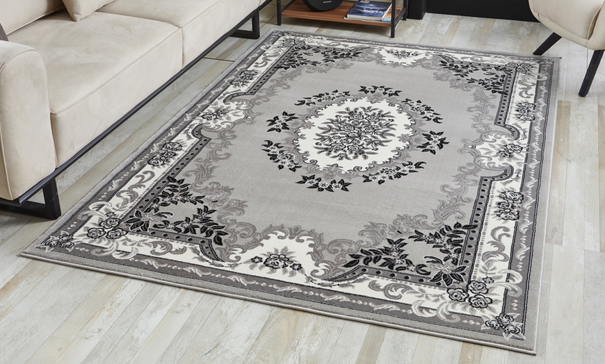 Image 11: Oriental-Style Rug