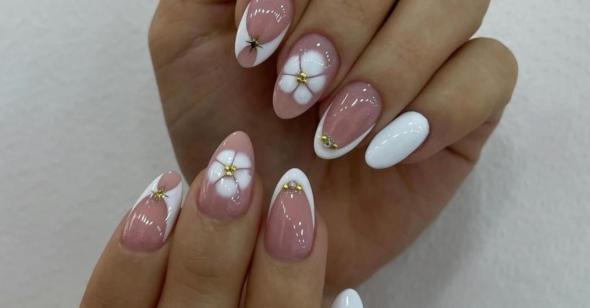 Servicio de manicura, pedicura o uñas de gel en Madrid