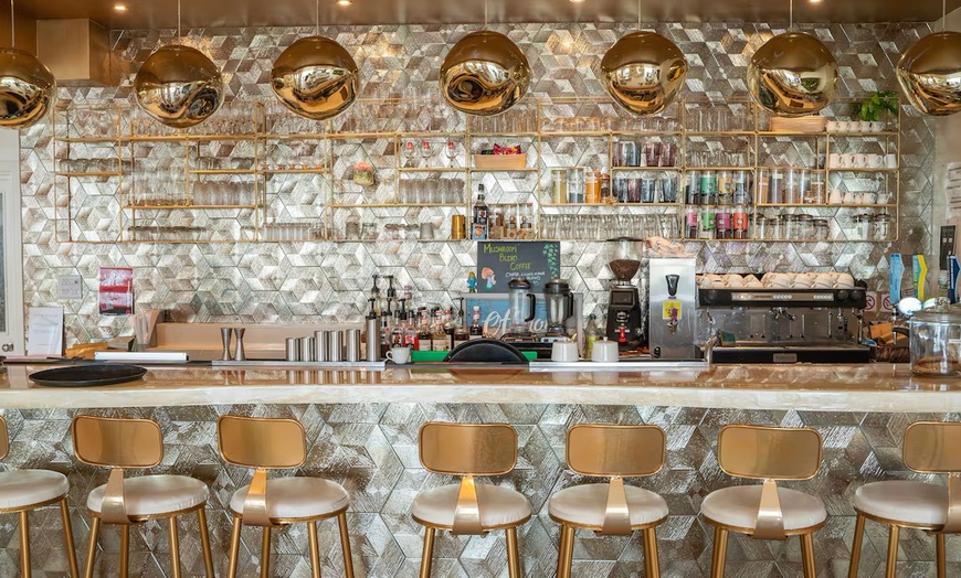 Image 4: Cornwall: Elegant 4* Stay with Breakfast 