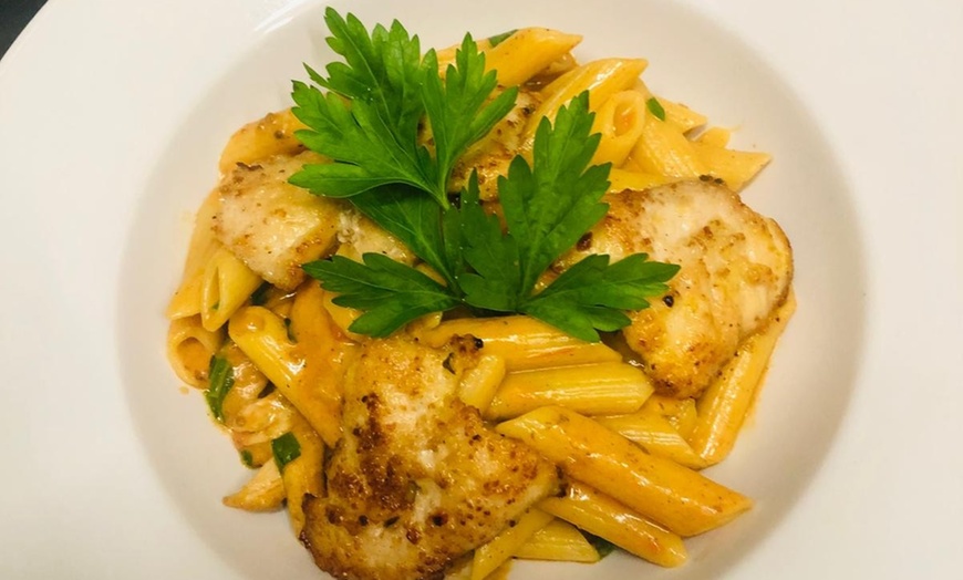 Image 3: Eine Pizza oder Pasta wählen, eine kostenlos dazu bekommen