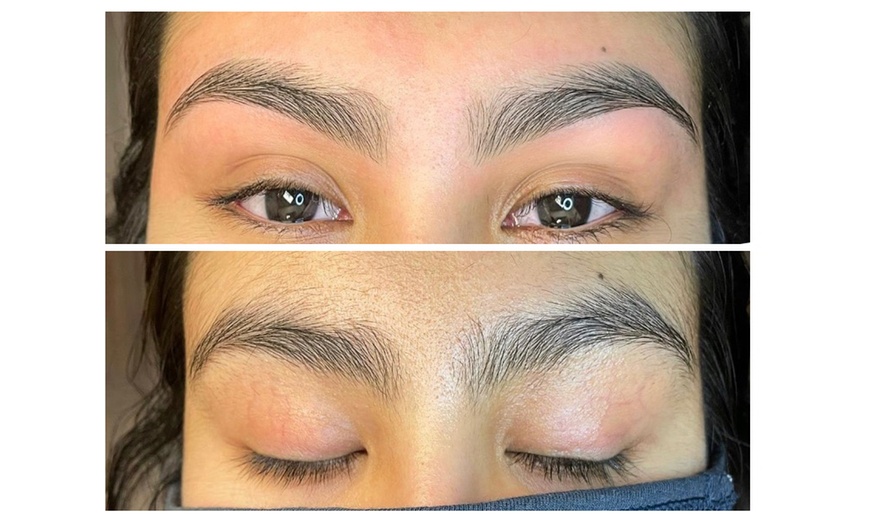 Image 5: Microshading Ombre Powder Brows and Threading