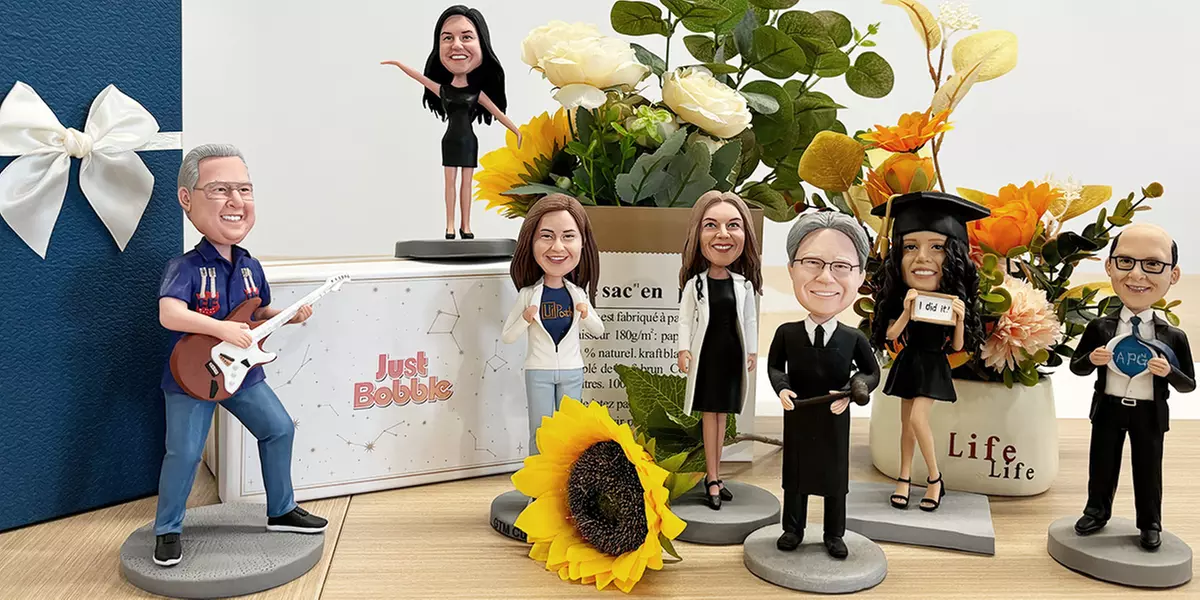 Single/ Couple Personalized Bobblehead for a Unique & Fun Personality