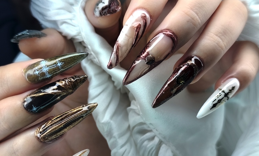 Image 13: Uñas Soft Gel talla S a L con manicura rusa o decoración 3D