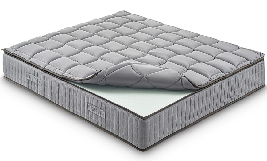 Image 8: Orthopedische springverenmatras met afneembare topper van traagschuim
