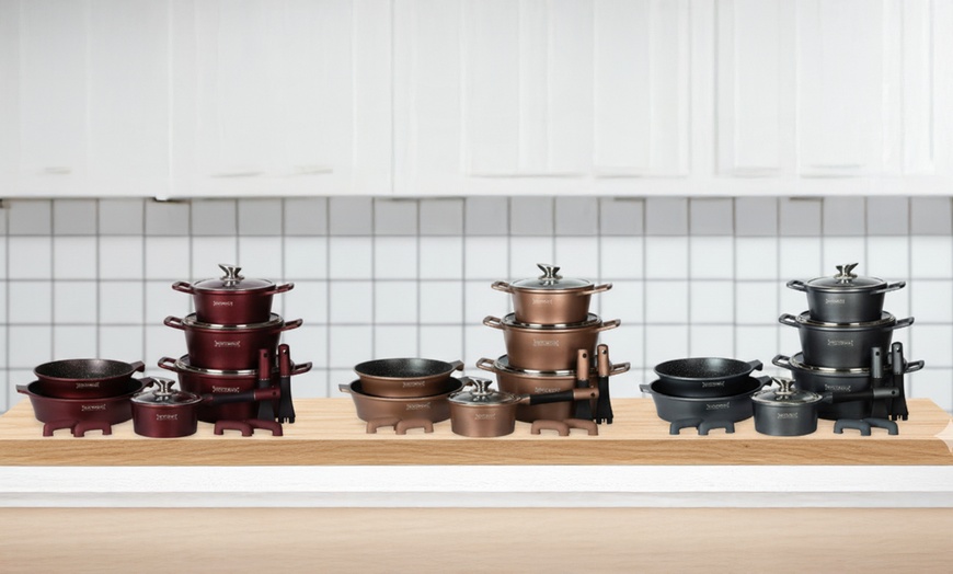 Image 1: Batterie de cuisine 17 pièces en aluminium de Royalty Line