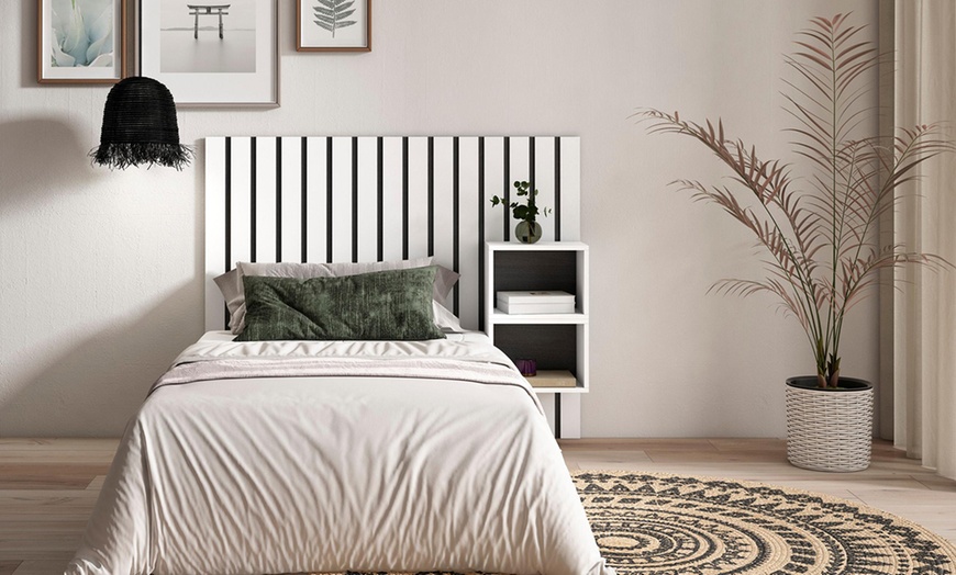Image 8: Cabecero de cama disponible en diferentes tamaños y colores