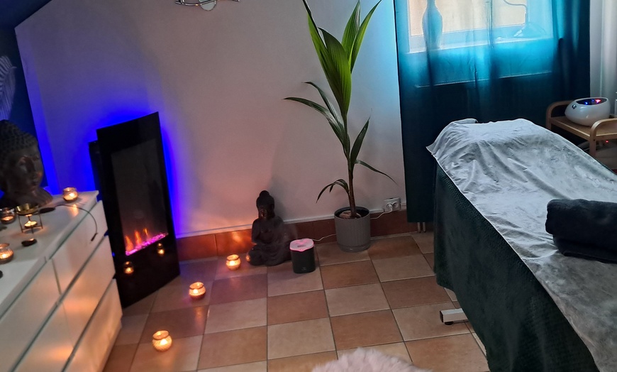 Image 3: Do 31% zniżki na Masaż - Całe ciało w Salon Kosmetyczny ''Perła''