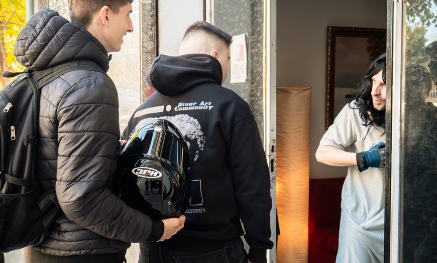 Image 6: Escape room de terror suave para grupos de 5, 7 o 9 personas