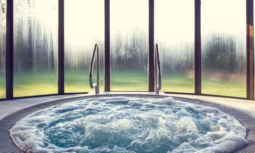 Image 7: East Riding, Yorkshire: One Night Stay with Breakfast & Vineyard Package 