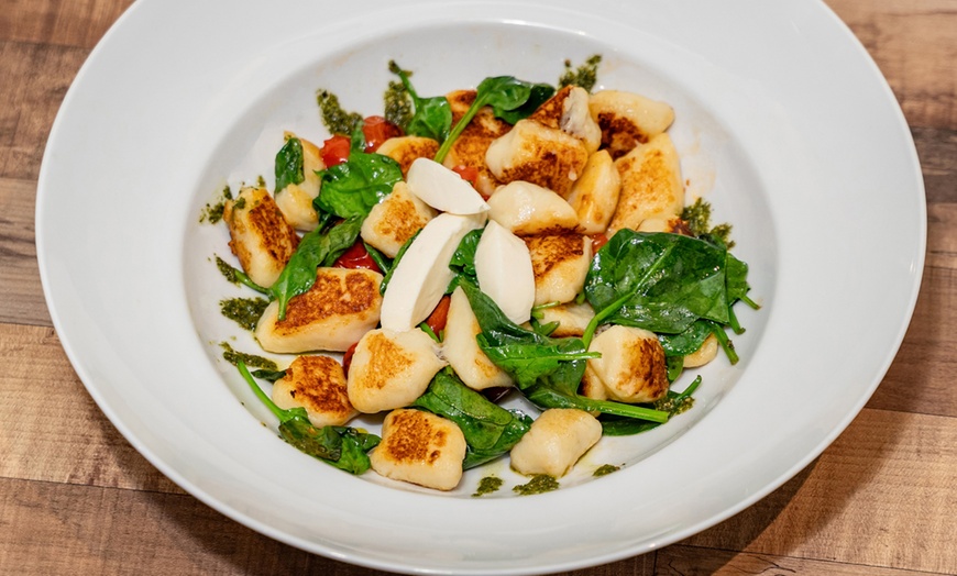 Image 5: 2 or 4 Pizzas or Pastas for 2 or 4 People Each