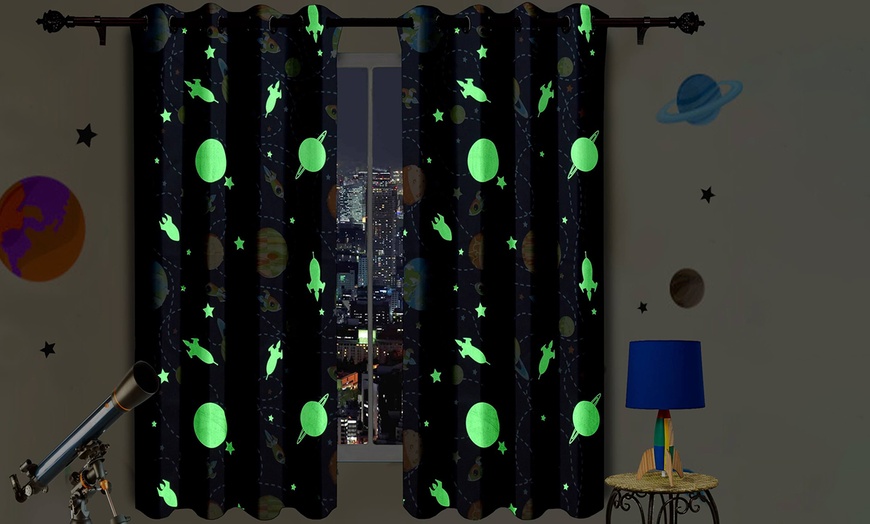 Image 1: Glow-In-The-Dark Curtains