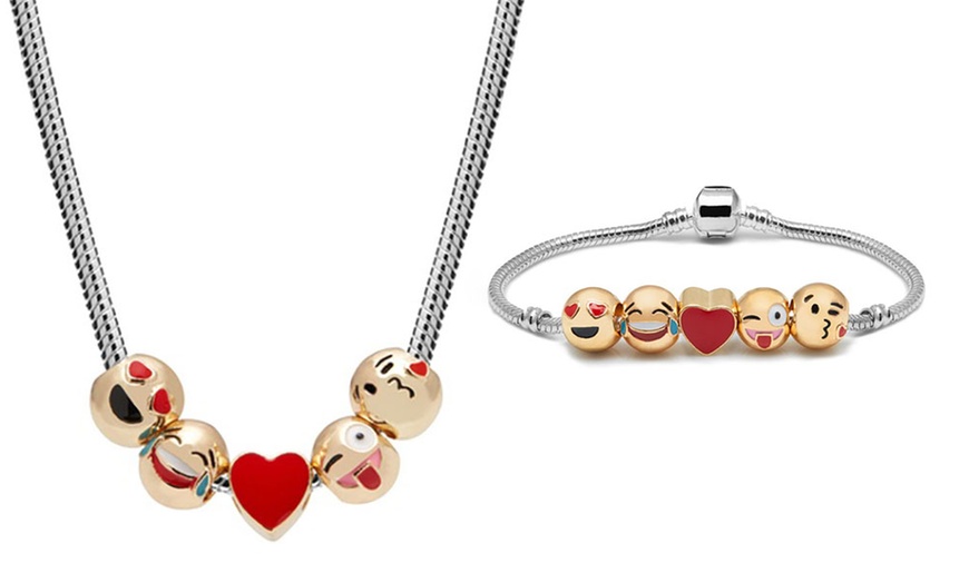 Image 17: Emoji Charm Jewellery