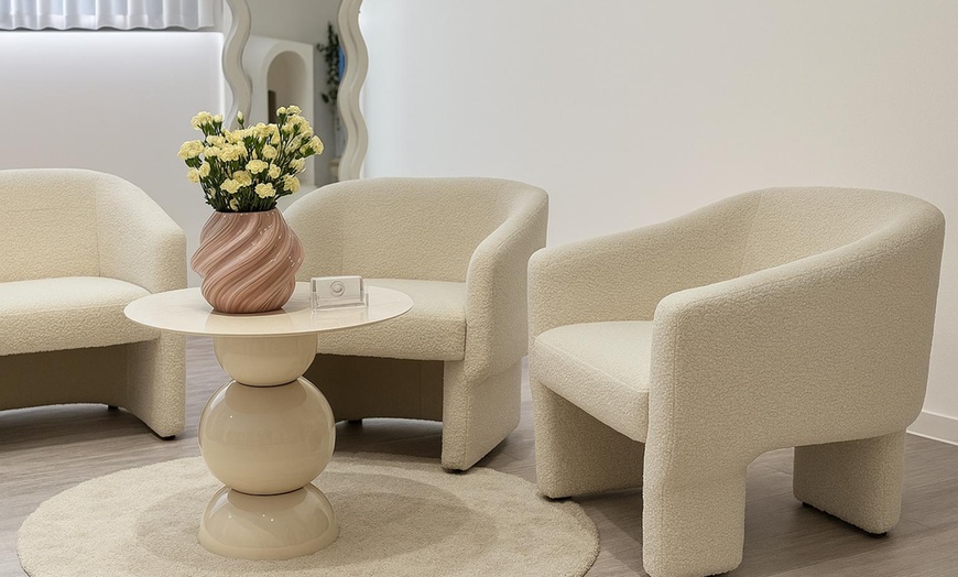 Image 4: Zeg vaarwel tegen ongewenste haren: Diode laserontharing behandelingen