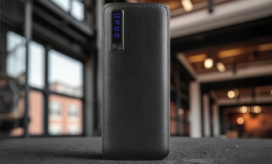 Image 4: Batería portátil con capacidad de 20000 mAh