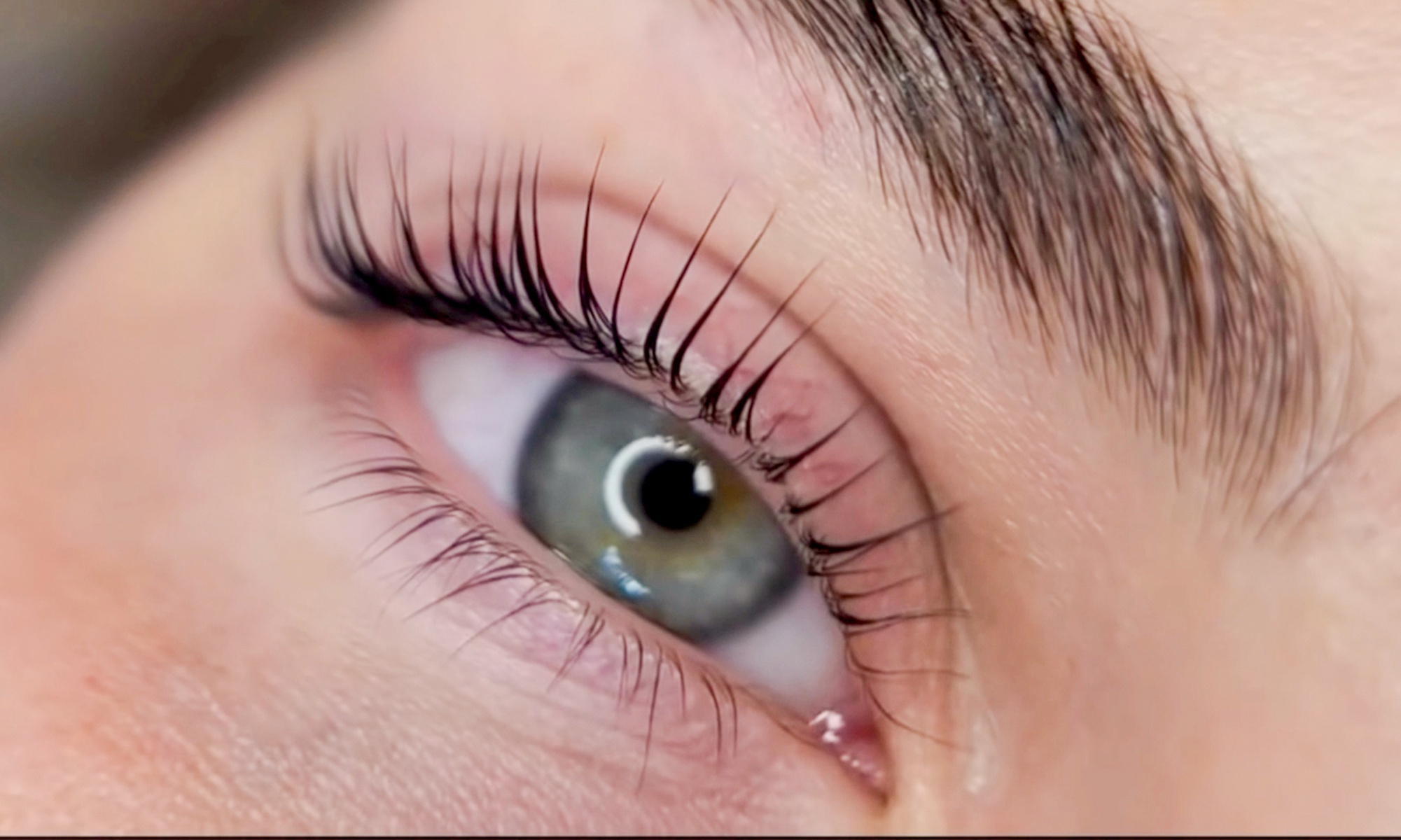 Achieve Beautiful Lashes with a Lash Lift & Tint