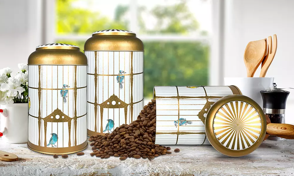 Set da cucina con barattoli e portapane