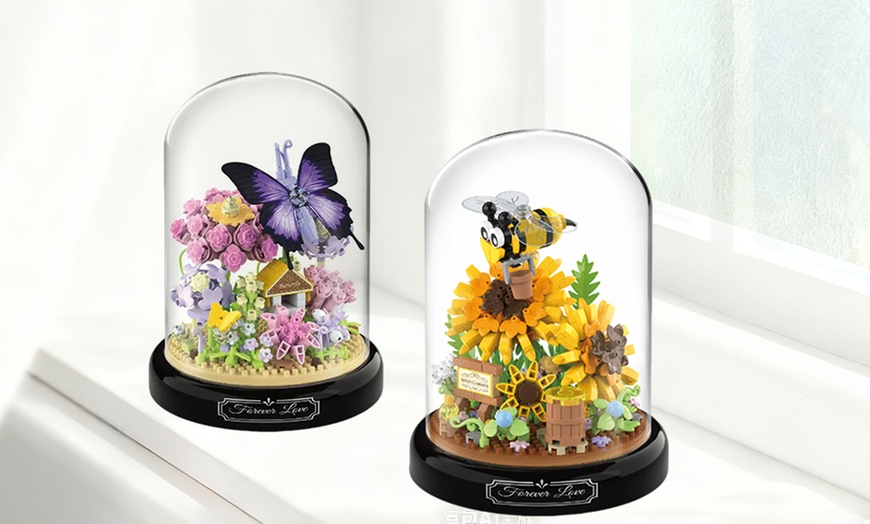 Image 1: Ensemble de blocs de construction insectes et plantes