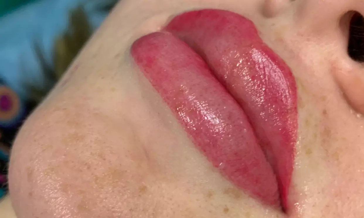 One Powder Brow, Lip Blushing OR Eyeliner Session (Top / Bottom)