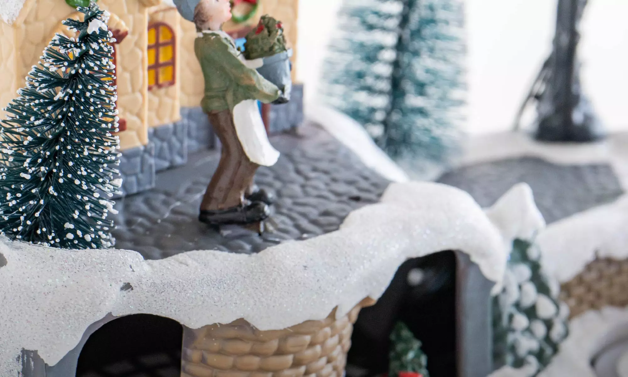 Giostrina natalizia con luci e movimento