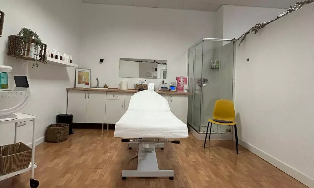 1 o 2 masajes con técnica a elegir entre circulatorio o reafirmante