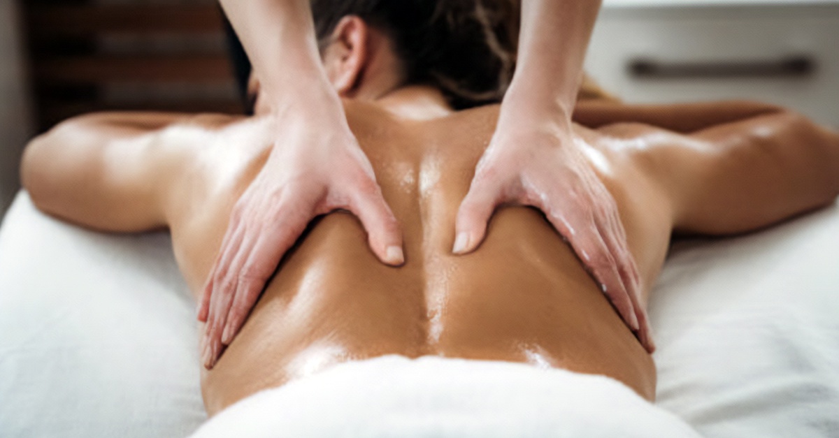 Masaje relajante de cuerpo completo y ritual de aromas en Madrid