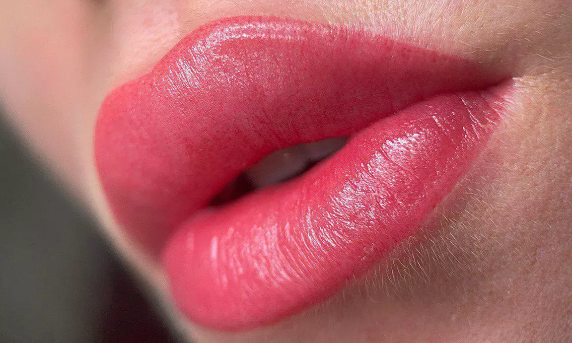 Permanent Make-up für Augen, Lippen oder Augenbrauen für 1 Person