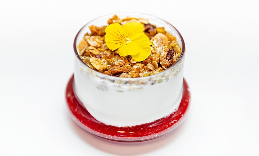 Image 19: Brunch para 2 o 4 con dulces, salados, bebidas y premium con cócteles
