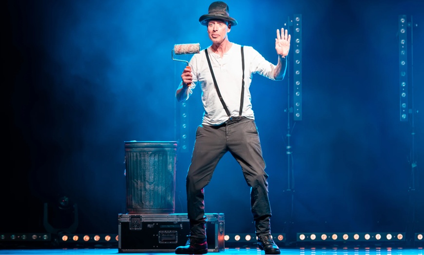 Image 3: 1 Ticket „WOW Varieté“ vom 07. bis 08.11.2025