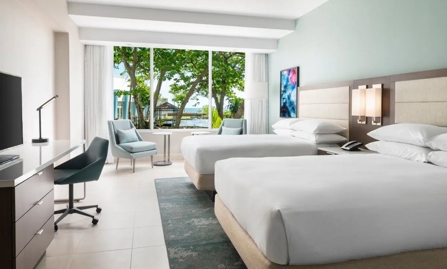 Image 20: ✈ 4-Day Puerto Rico Vacation at Caribe Hilton w/ Air & F&B Credit