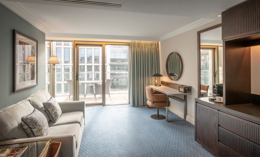 Image 5: Cambridgeshire: Deluxe Double Room or Executive King Room w/ Breakfast