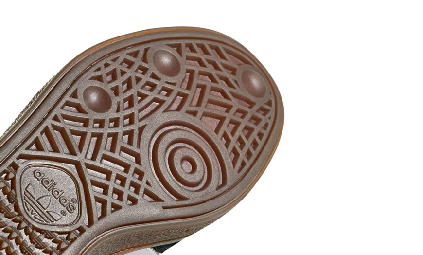 Image 21: Adidas Originals Handball Spezial Trainers – Retro Suede Streetwear Icon