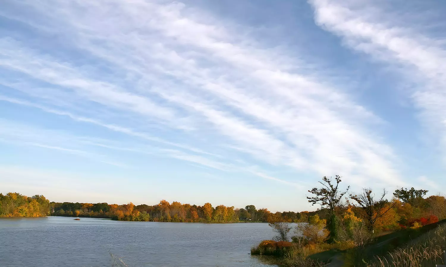 Peaceful Kayaking on Thread Lake with 2-, 4-Hour or All-Day Rentals 