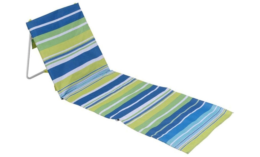 Image 2: Striped Beach Mat