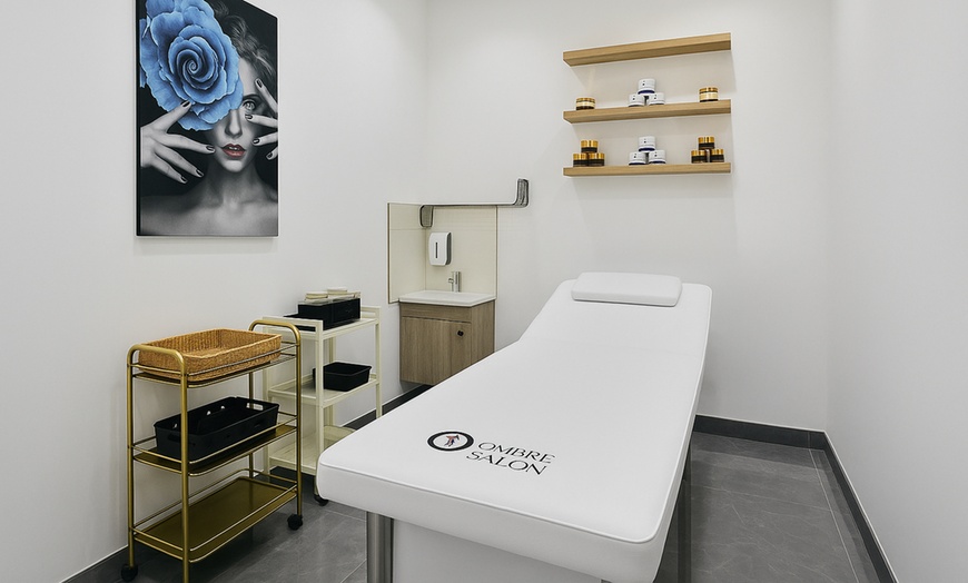 Image 1: Glow Revival: 45–75 Min Fruit, Brightening & Luxury Facials