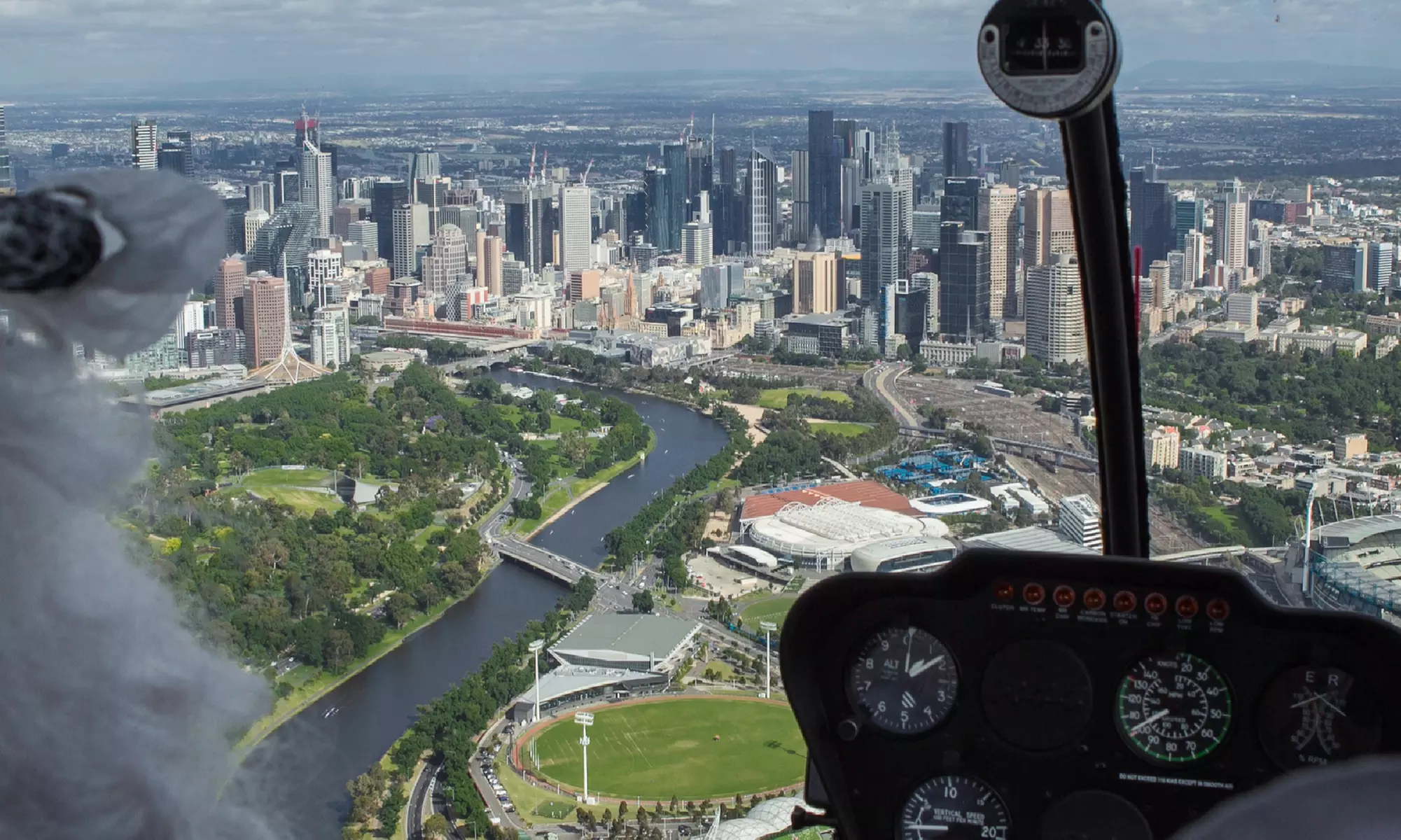 Melbourne CBD, Twilight CBD or Melbourne City Helicopter Scenic Flight