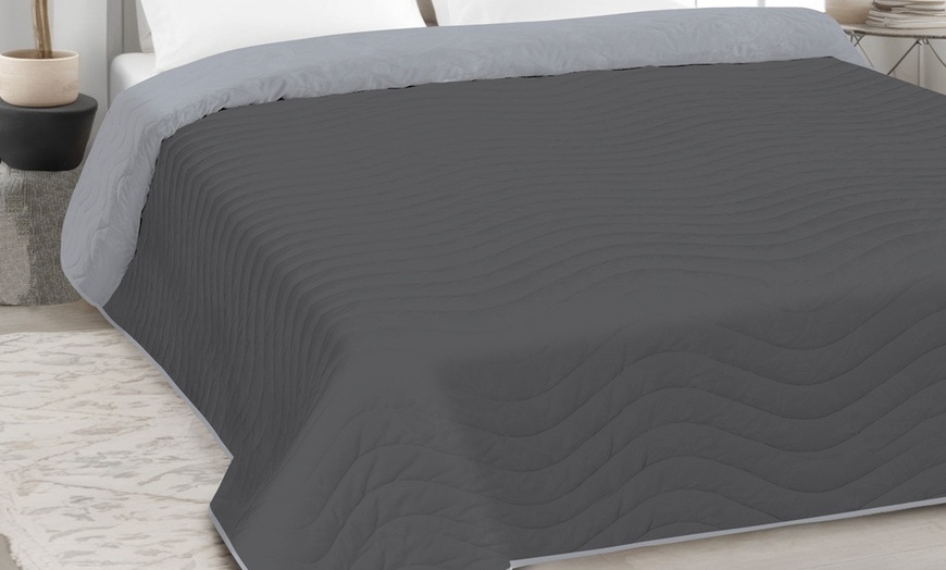 Image 4: Couvre-lit double-face