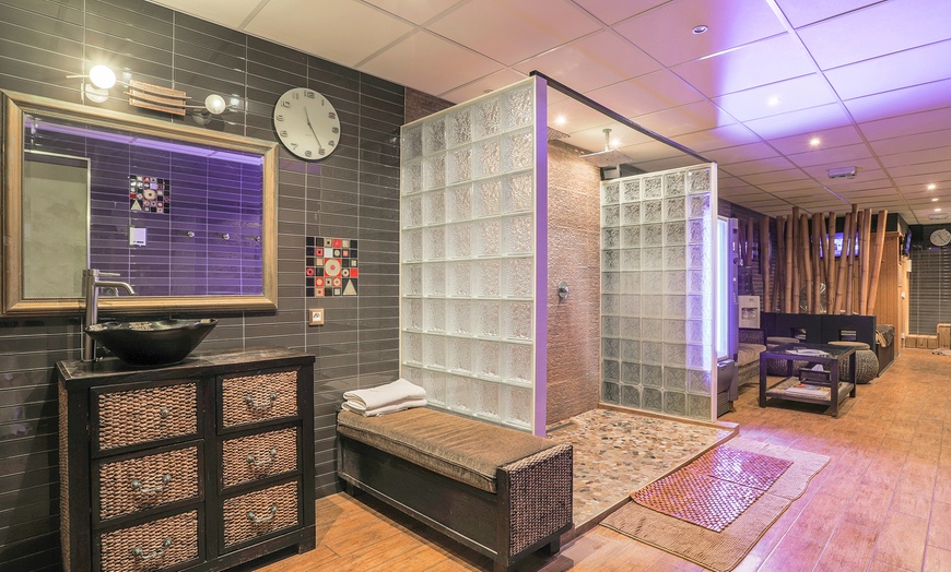 Image 10: Spa Sparagone : bien-être et intimité pour 2 à Wambrechies