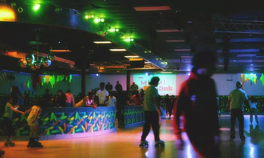 3 Hour Miami Roller Rink Adventure Including Skate Rental!
