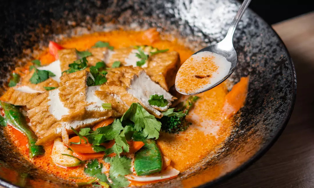 Traditionelles vietnamesisch-japanisches 3-Gänge-Menü für 2 / 4 Pers.