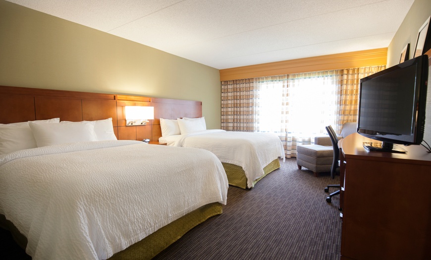 Image 2: Member-Only Deal: Courtyard by Marriott Ithaca Airport/University