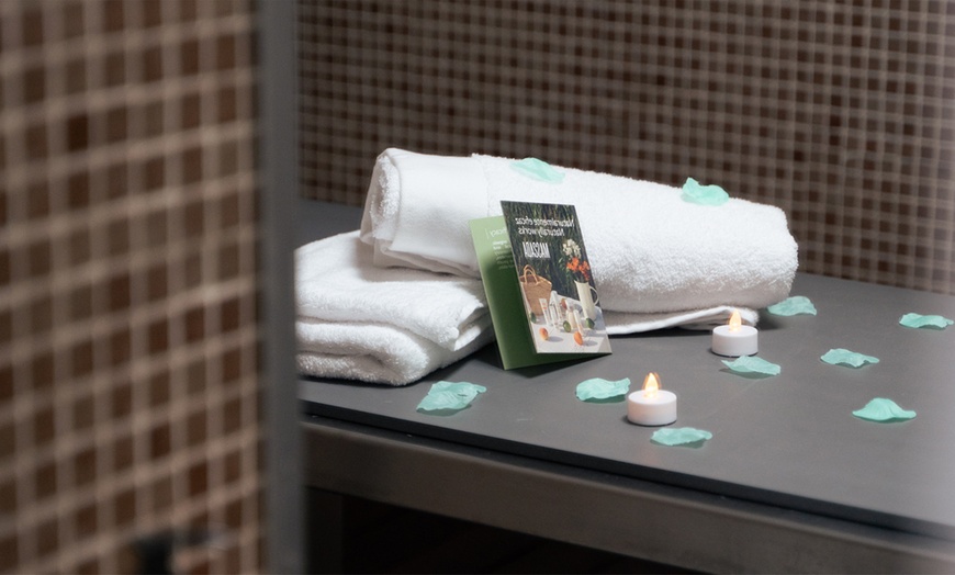 Image 6: Circuito termal para 1 o 2 personas con bañera o ducha vichy a elegir 