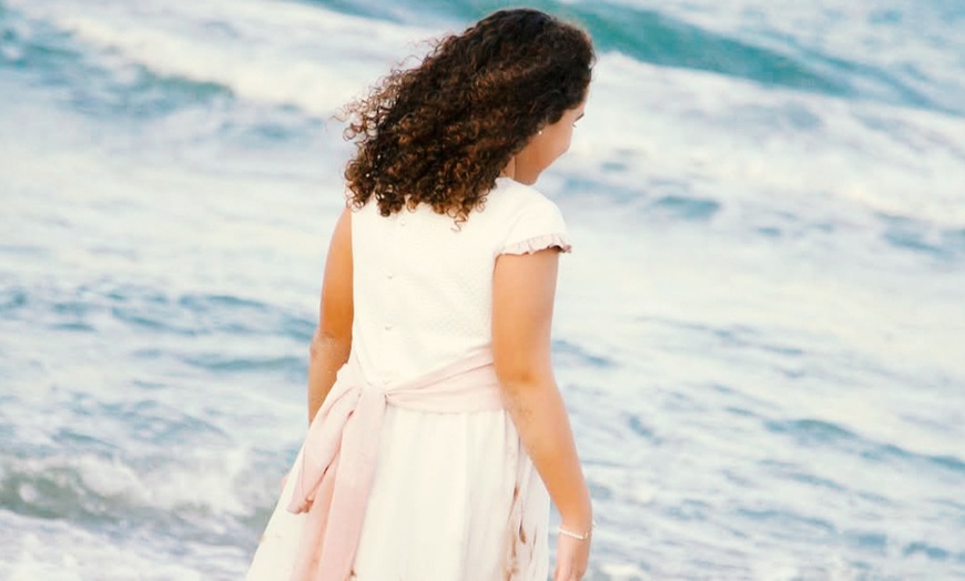 Image 4: Book fotográfico por la ciudad para una o dos personas con retoque 