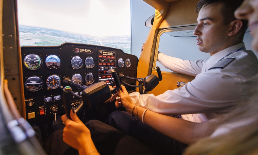 Image 20: Zostań pilotem i zasiądź za sterami symulatora: Boeing 737 i inne