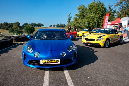 Découverte 1 : de 6 ans à 18 ans / 3 tours au volant d'une Fiat Abarth 500 Competiz - Formula Kids Toulouse Circuit Muret