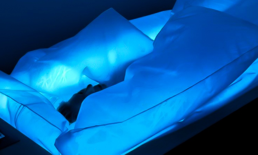 Image 3: Sesiones y bonos de haloterapia, gravedad cero y circuito detox