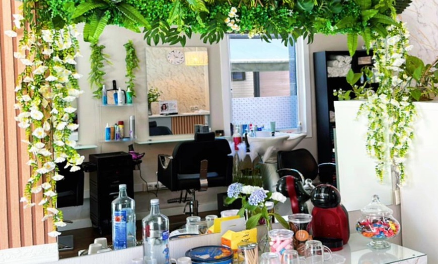 Image 9: Alisado de keratina, brasileño u orgánico con corte de puntas