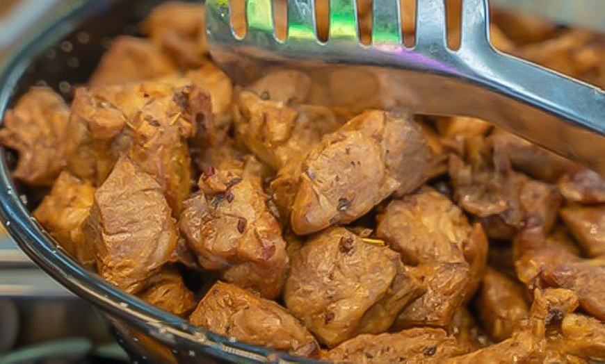 Image 8: Buffet libre para 2 o 4 válido entre semana o fin de semana y festivos